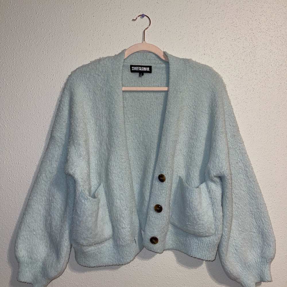 Women's Cardigan - Soft Blue